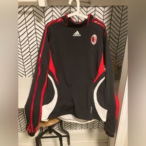 AC Milan training top